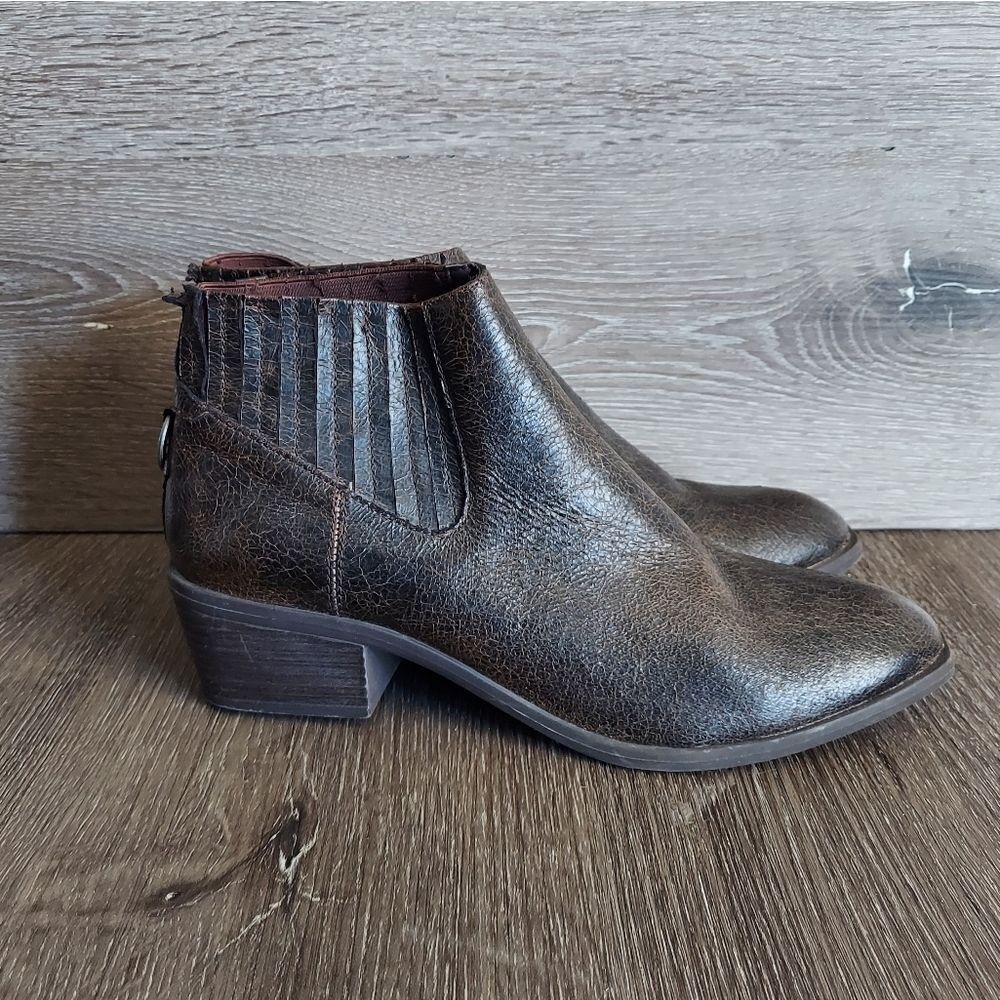 DV Dolce Vita Stella Knock Ankle Brown Bootie Size 9.5